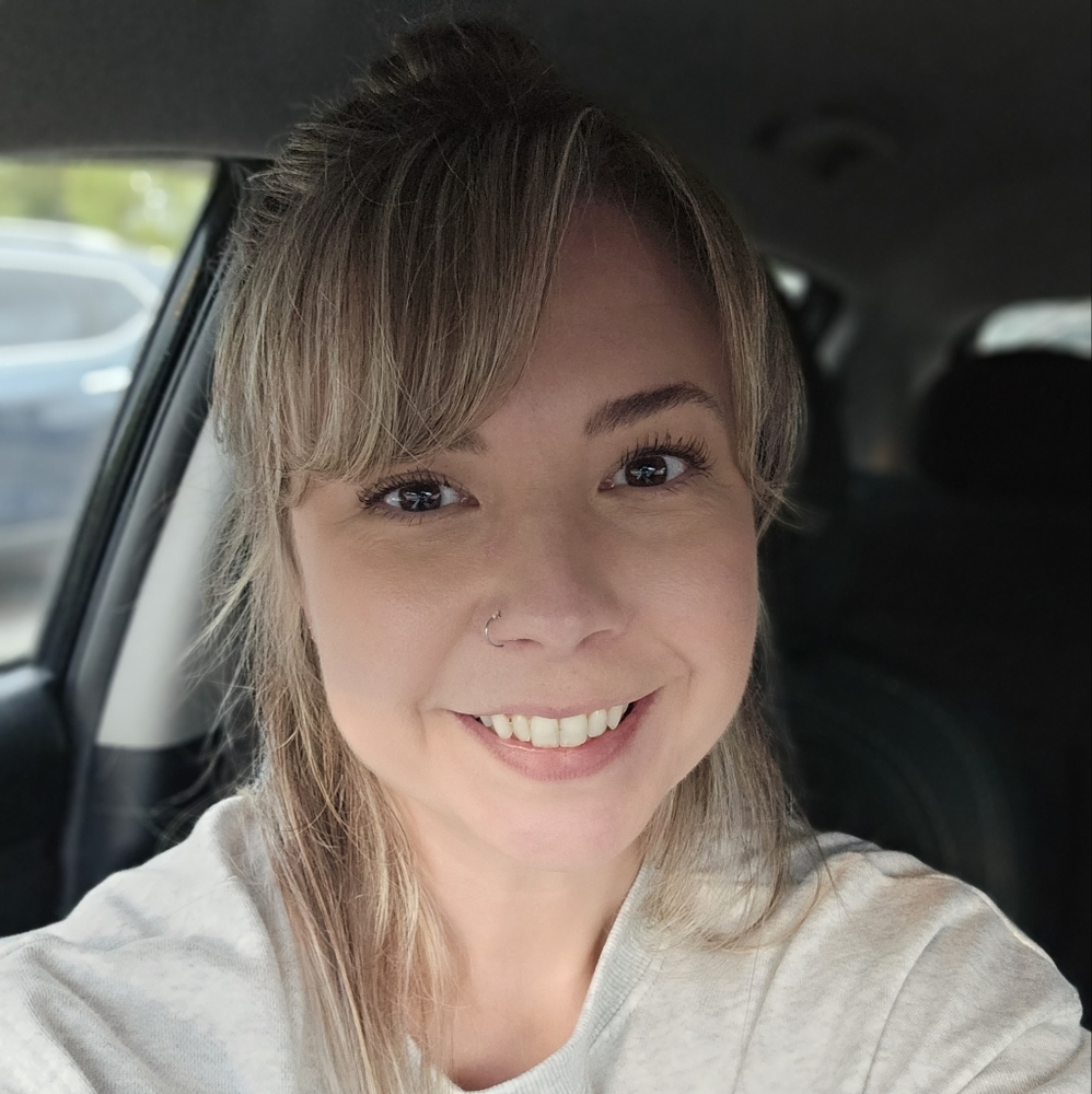 Meet your Posher, Sheena